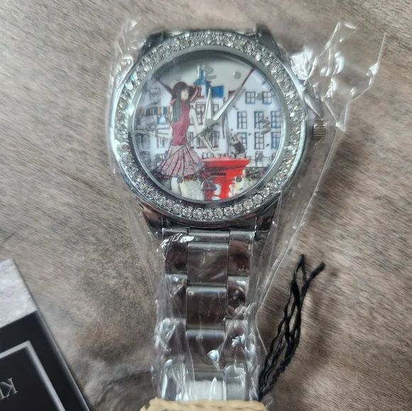 Fun and Fashionable Novelty Watch NWT - Picture 3 of 7